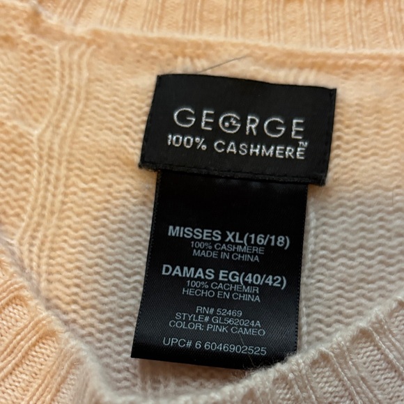 Light Pink Cashmere Cable Knit Sweater - Picture 2 of 5